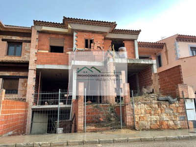 Casa de obra nueva en venta en Motilla Del Palancar, con 5 dormitorios, baño, aseo y terreno