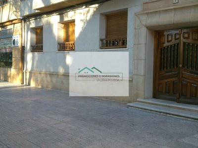 Piso en venta en Quintanar Del Rey, con 3 dormitorios, 2 baños, trastero y 2 terrazas