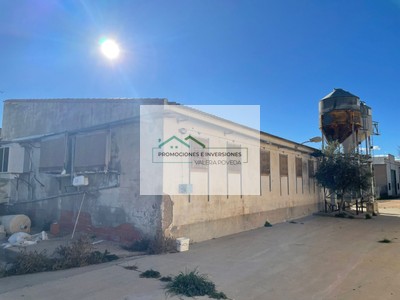 Nave industrial en venta en Iniesta