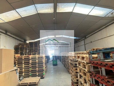 Nave industrial en venta en Albacete, con baño