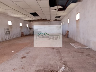 Nave industrial en venta en Chumillas, con baño