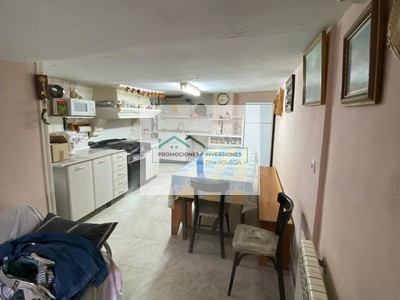 Casa en venta en Pineda De Cigüela, con 4 dormitorios, 2 baños, trastero, terraza y terreno