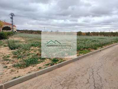 Terreno urbano en venta en Casas De Benitez