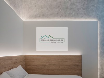 Loft en venta en Cuenca, con 2 dormitorios, 3 baños y terraza