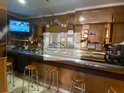 Bar en venta en Cuenca, con 2 baños