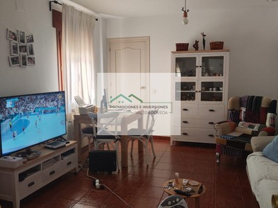 Casa en venta en Alarcón, con 2 dormitorios y 3 baños