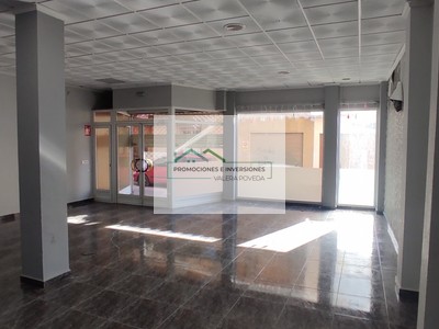 Local en alquiler en Quintanar Del Rey, con 2 baños