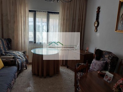 Casa en venta en El Provencio, con 4 dormitorios, baño, plaza de garaje y trastero