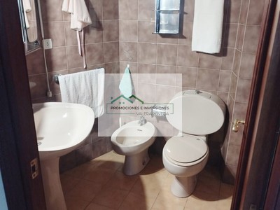 Piso en venta en Albacete, con 3 dormitorios, 2 baños, trastero y 3 terrazas