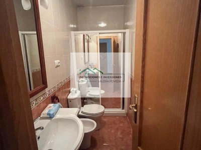 Chalet en venta en La Almarcha, con 4 dormitorios y 3 baños