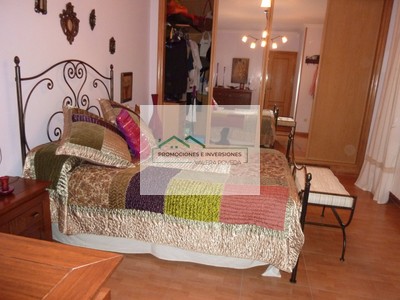 Piso en venta en La Gineta, Calle Sahuquillo, con 3 dormitorios, 2 baños y trastero