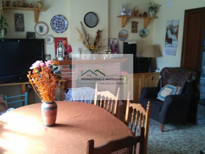 Finca rústica en venta en Valverde Del Jucar, con 3 dormitorios, baño, plaza de garaje, trastero, terraza y terreno