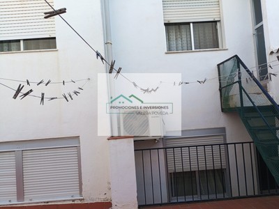Piso en venta en Caudete, Calle El Molino, con 8 dormitorios y 4 baños