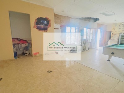 Edificio en venta en Castillejo De Iniesta, Carretera Nacional Madrid Valencia, con 9 dormitorios, 9 baños, 2 aseos y terraza
