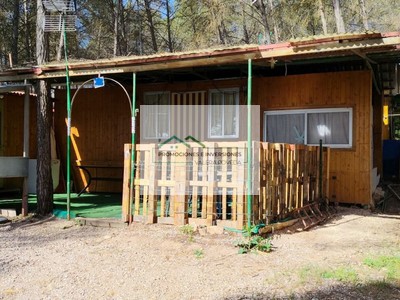 Bungalow en venta en Buendía, con 2 dormitorios, 2 baños, 2 plazas de garaje, terraza y terreno