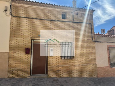 Casa en venta en Las Pedroñeras, con 3 dormitorios y baño