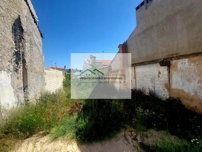 Terreno urbano en venta en La Pesquera