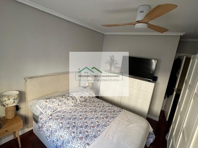 Piso en venta en Albacete, con 3 dormitorios, 2 baños, plaza de garaje, balcón y terraza