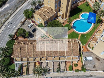 Bungalow en venta en Alicante, con 2 dormitorios y 2 baños