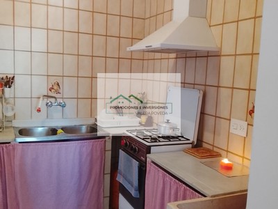 Casa en venta en Solera De Gabaldon, con 2 dormitorios, baño y terraza