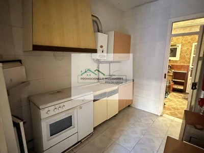 Piso en venta en San Lorenzo De La Parrilla, con 3 dormitorios y baño