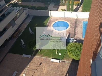 Piso en venta en Albacete, con 3 dormitorios, 2 baños, plaza de garaje y trastero