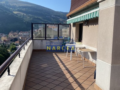 Piso en venta en Cangas Del Narcea, Pelayo, con 1 dormitorio y baño