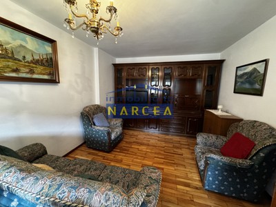 Piso en alquiler temporal en Cangas Del Narcea, Centro, con 2 dormitorios y baño