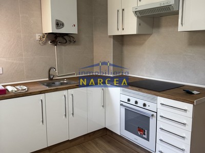 Piso en venta en Cangas Del Narcea, con 3 dormitorios, baño y trastero