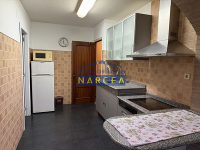 Apartamento en alquiler en Cangas Del Narcea, con 1 dormitorio y baño