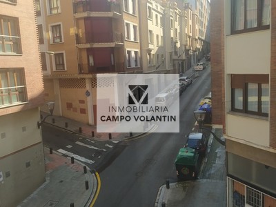 Piso en venta en Campo Volantin, con 1 dormitorio, aseo y trastero