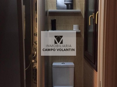 Piso en venta en Bilbao, con 1 dormitorio, baño y balcón