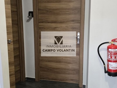 Piso en venta en Santutxu, con 3 dormitorios y 3 baños