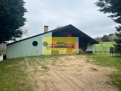 Chalet en alquiler en Cercedilla, con 4 dormitorios, 2 baños y terreno