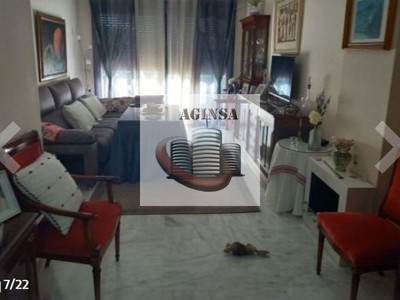 Piso en venta en Mairena Del Aljarafe, con 2 dormitorios, 2 baños, plaza de garaje y trastero