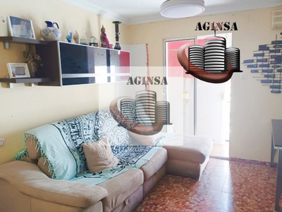 Piso en venta en San Juan De Aznalfarache, Barrio Alto, con 2 dormitorios, baño y 2 balcones