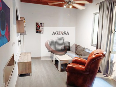Casa en venta en Bormujos, con 1 dormitorio, baño y terraza