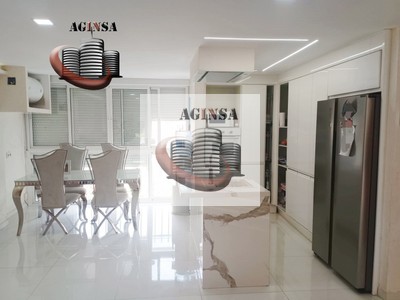 Piso en venta en Castilleja De La Cuesta, Nueva Sevilla, con 3 dormitorios y baño