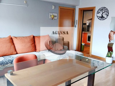 Piso en venta en Camas, con 3 dormitorios, baño y terraza