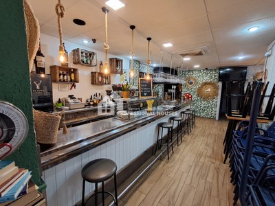 Locales en venta en Terrassa, con 2 aseos