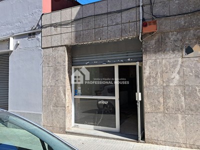 Locales en alquiler en Rubí, con 2 aseos