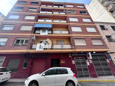 Piso en venta en Cocentaina, con 3 dormitorios, baño, trastero y balcón