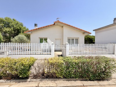 Casa en venta en Vencillon, con 4 dormitorios, 2 baños y terreno