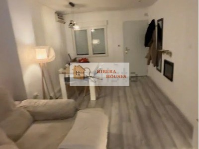 Casa en venta en Lalcudia, con 3 dormitorios, 2 baños, balcón y terraza