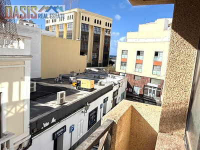 Estudio en venta en Arrecife, con baño y balcón