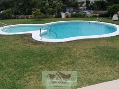 Apartamento en alquiler en Puerto De La Cruz, con 2 dormitorios, baño, plaza de garaje y balcón