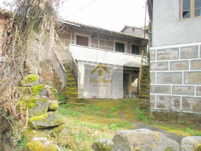 Casa en venta en Allariz, con terraza