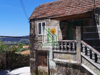 Casa rural en venta en Pontecaldelas, Touron, con 3 dormitorios, baño y terreno