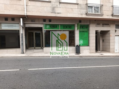 Local comercial en alquiler en Pontecaldelas, Centro, con baño