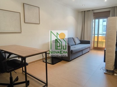 Apartamento en alquiler en Pontevedra, con 1 dormitorio, baño, plaza de garaje y trastero